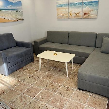 Fishta Apartments Q5 35 Velipoje Ngoại thất bức ảnh