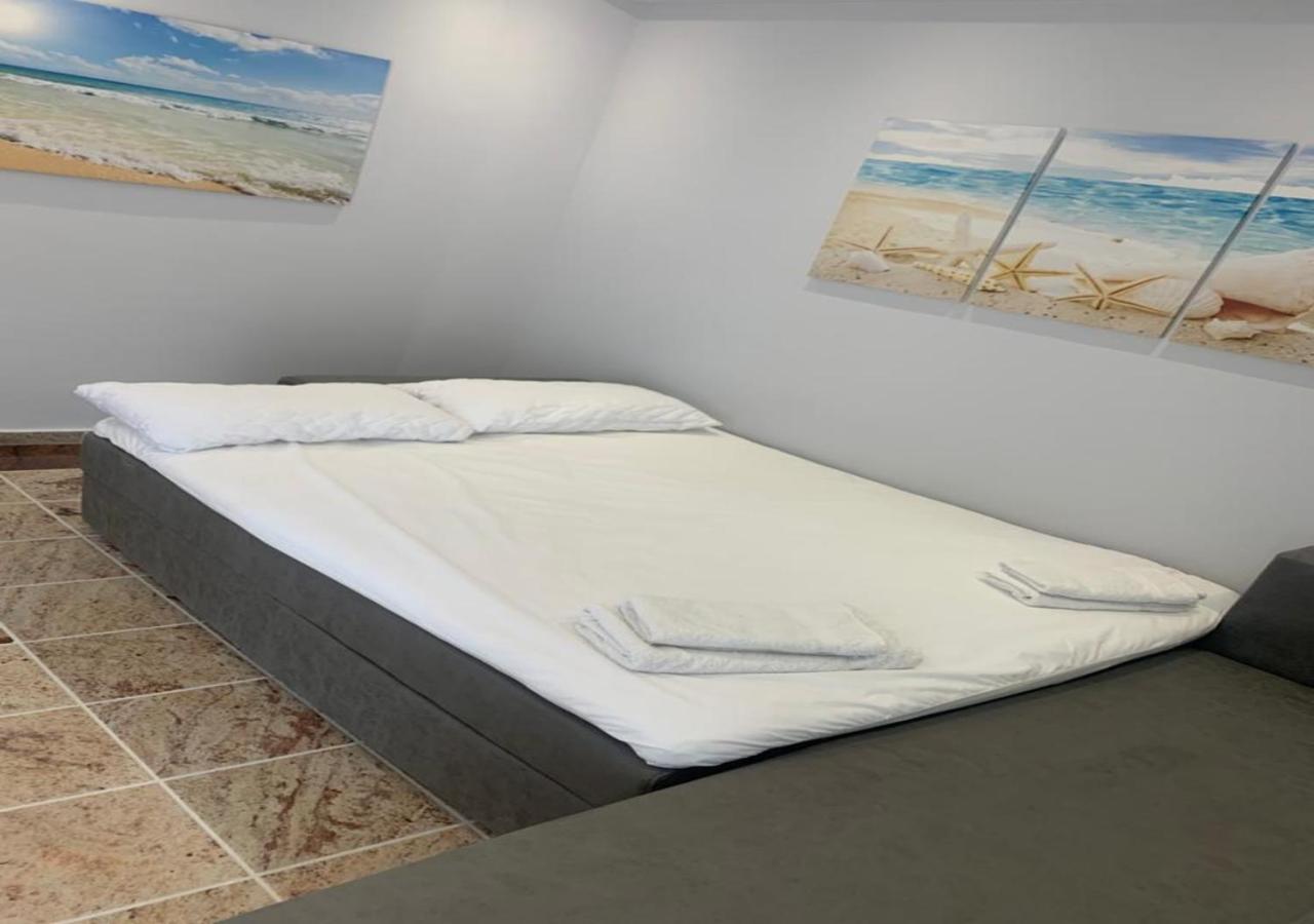 Fishta Apartments Q5 35 Velipoje Ngoại thất bức ảnh